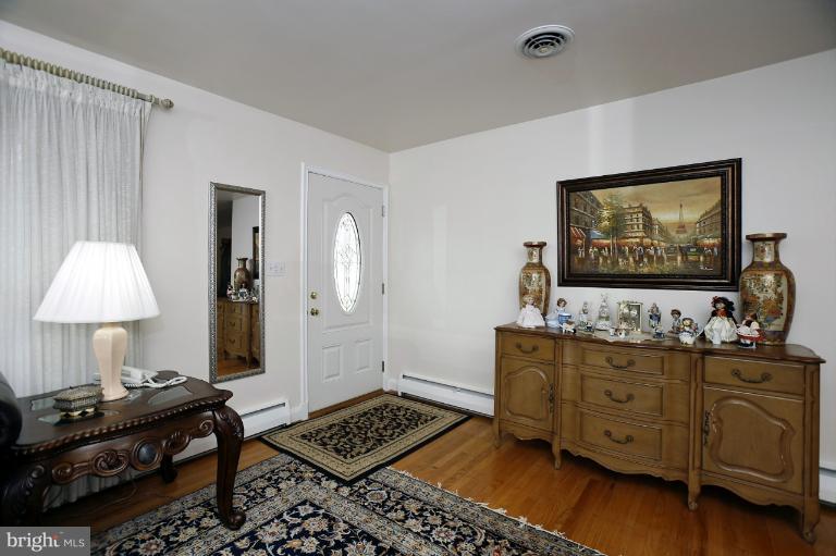 3013 Southview Road Ellicott City, MD 21042 - Photo 1 of 17 Entrance