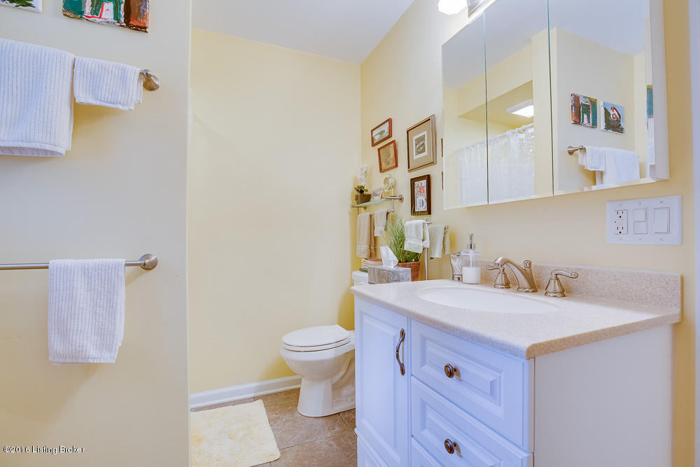 17021 Dry Ridge Road Louisville, KY 40299 - Photo 23 of 58 Small-7