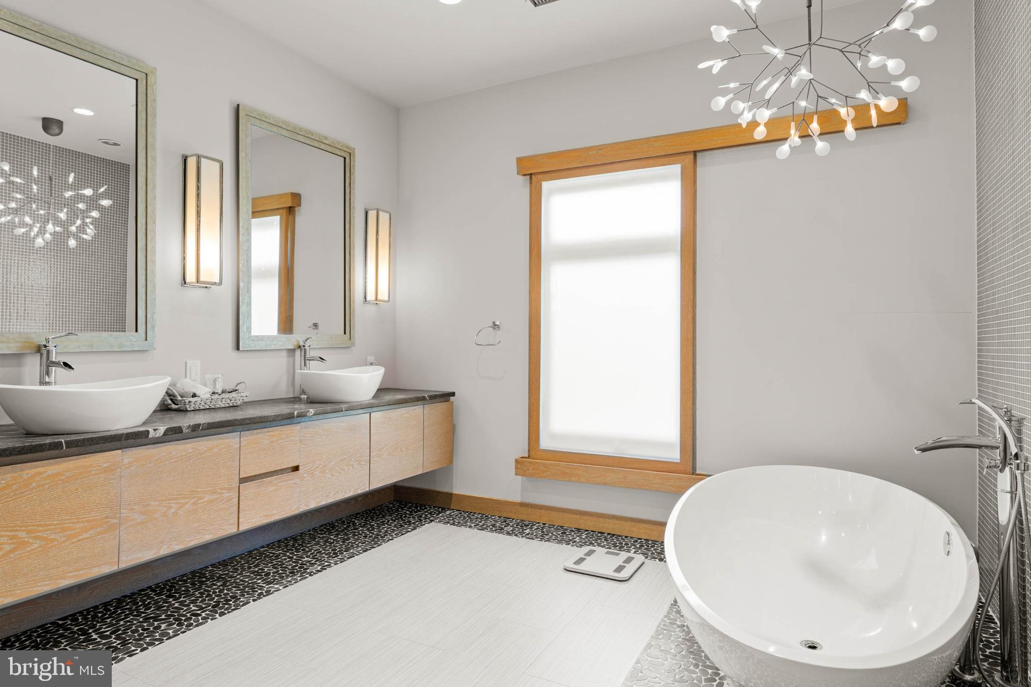 918 Exeter Crest Villanova, PA 19085 - Photo 24 of 40