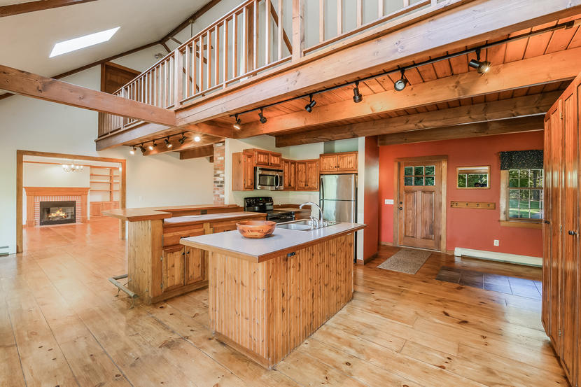 332 Wheeler Road Marstons Mills, MA 02648 - Photo 15 of 50 014-photo--8685987