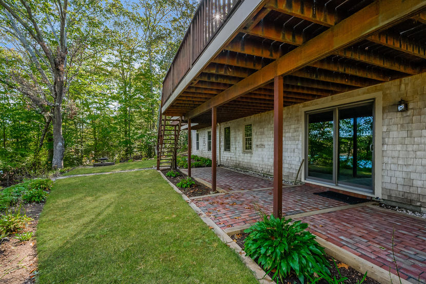 332 Wheeler Road Marstons Mills, MA 02648 - Photo 8 of 50 061-photo--8685964