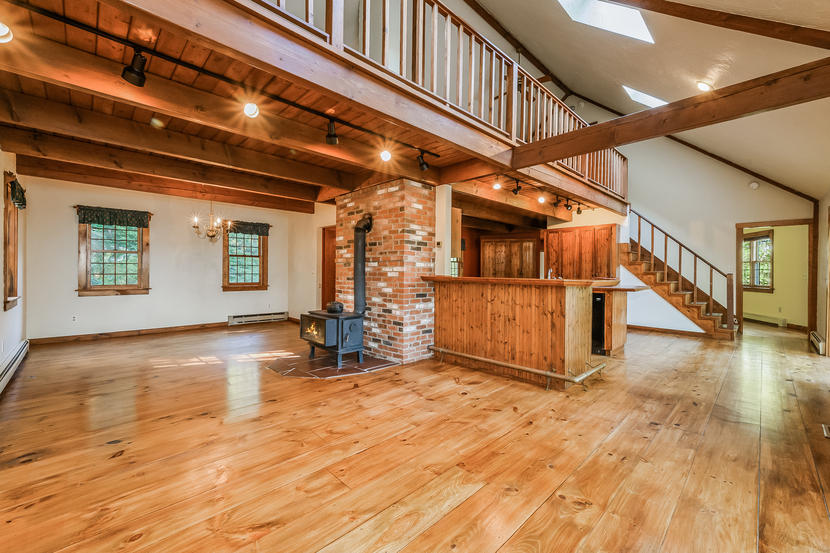 332 Wheeler Road Marstons Mills, MA 02648 - Photo 9 of 50 009-photo--8685981
