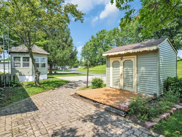 $139,000 | W4945 County Rd ES, Unit 189, Sugar Creek, WI 53121