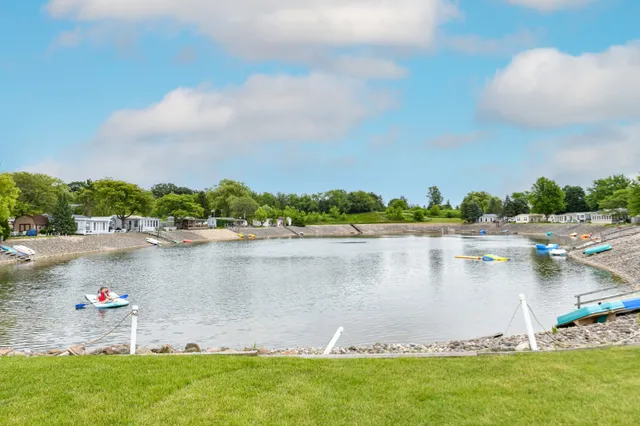 $139,000 | W4945 County Rd ES, Unit 189, Sugar Creek, WI 53121