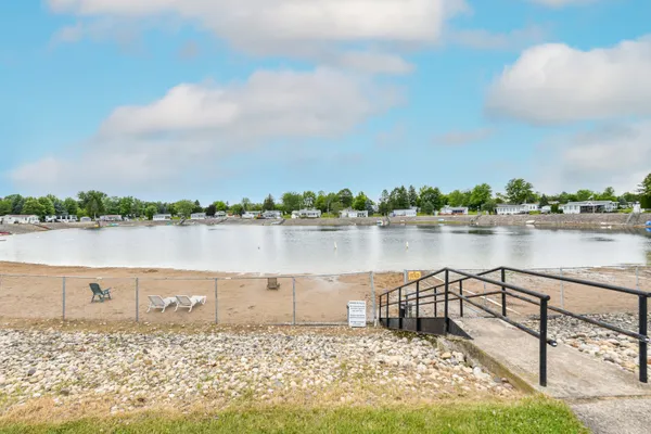 $139,000 | W4945 County Rd ES, Unit 189, Sugar Creek, WI 53121