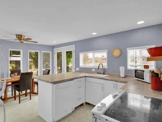 $139,000 | W4945 County Rd ES, Unit 189, Sugar Creek, WI 53121