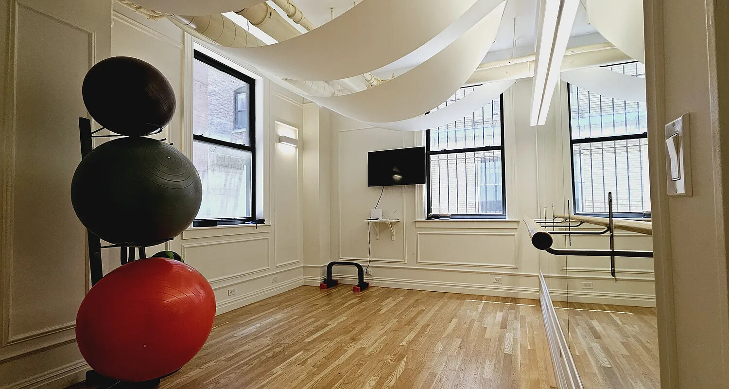 395 Riverside Drive, Unit 7C Manhattan, NY 10025 - Photo 7 of 10 a bathroom with a sink and a mirror