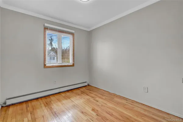 $779,000 | 320 Idaho Street, Lindenhurst, NY 11757