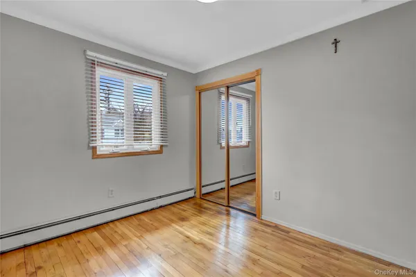 $779,000 | 320 Idaho Street, Lindenhurst, NY 11757