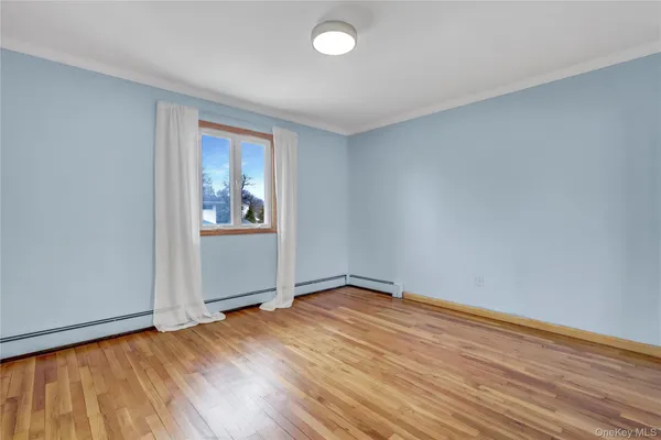 $779,000 | 320 Idaho Street, Lindenhurst, NY 11757