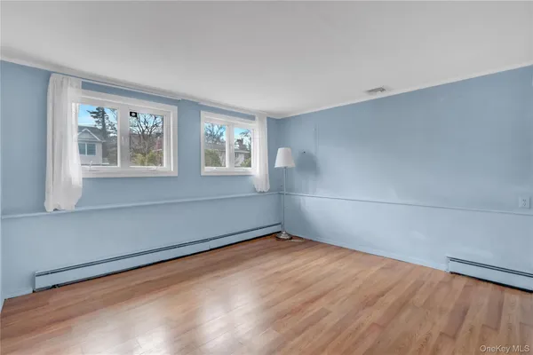 $779,000 | 320 Idaho Street, Lindenhurst, NY 11757