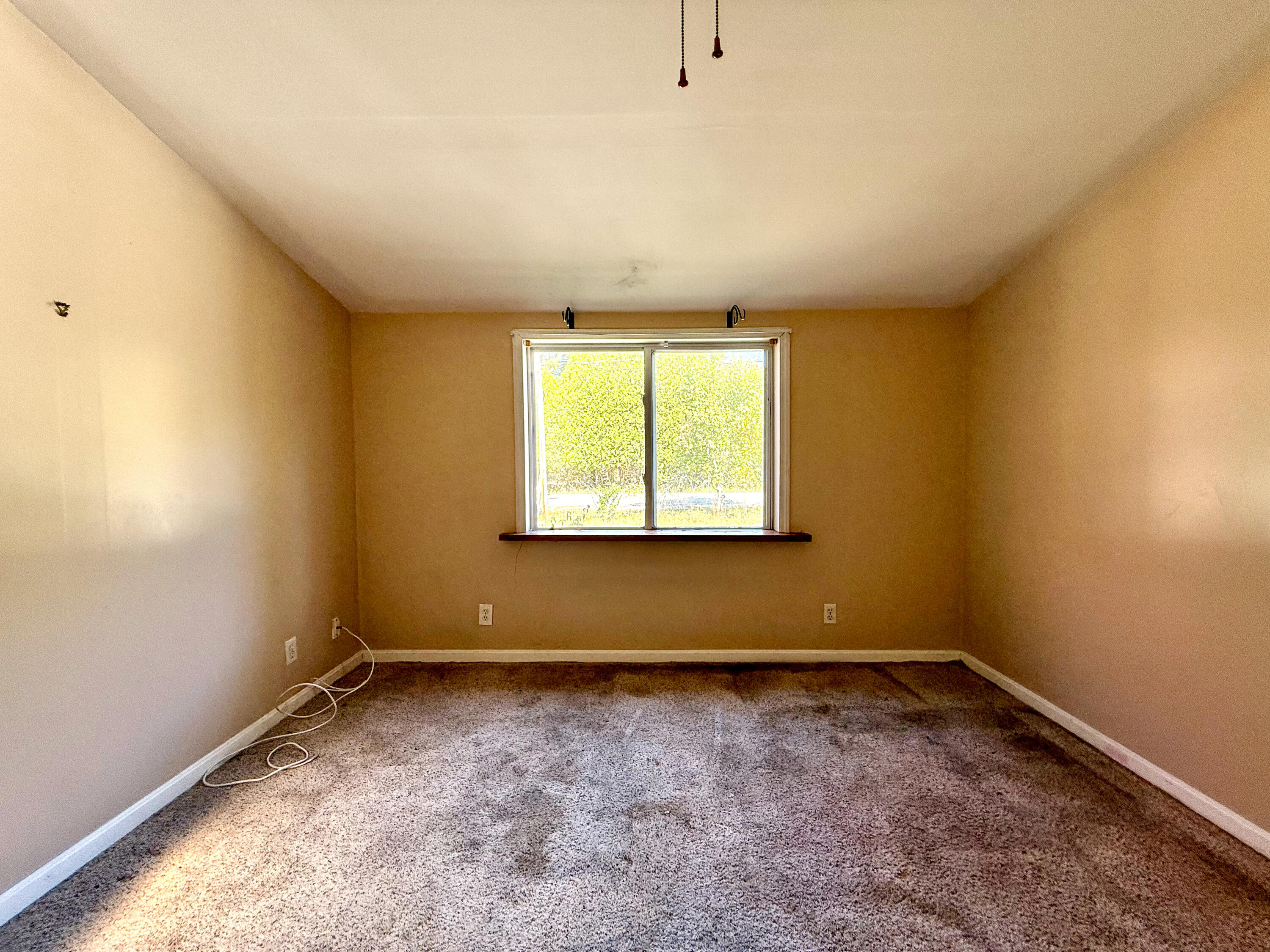 141 Cross Road Hancock, ME 04640 - Photo 11 of 33 IMG_0991