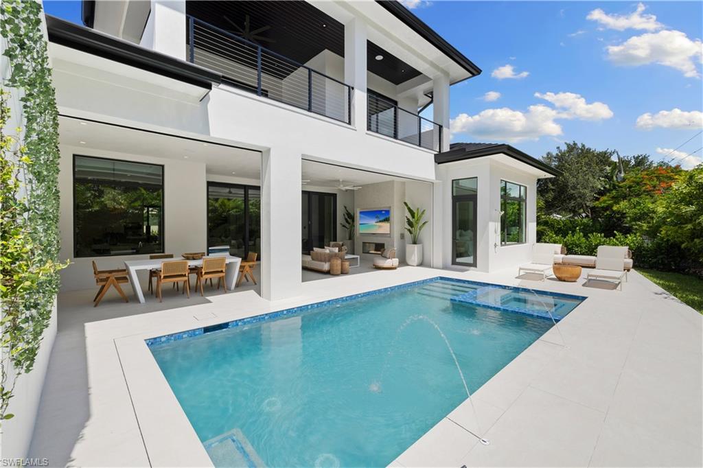 850 10th Street North Naples, FL 34102 - Photo 25 of 46