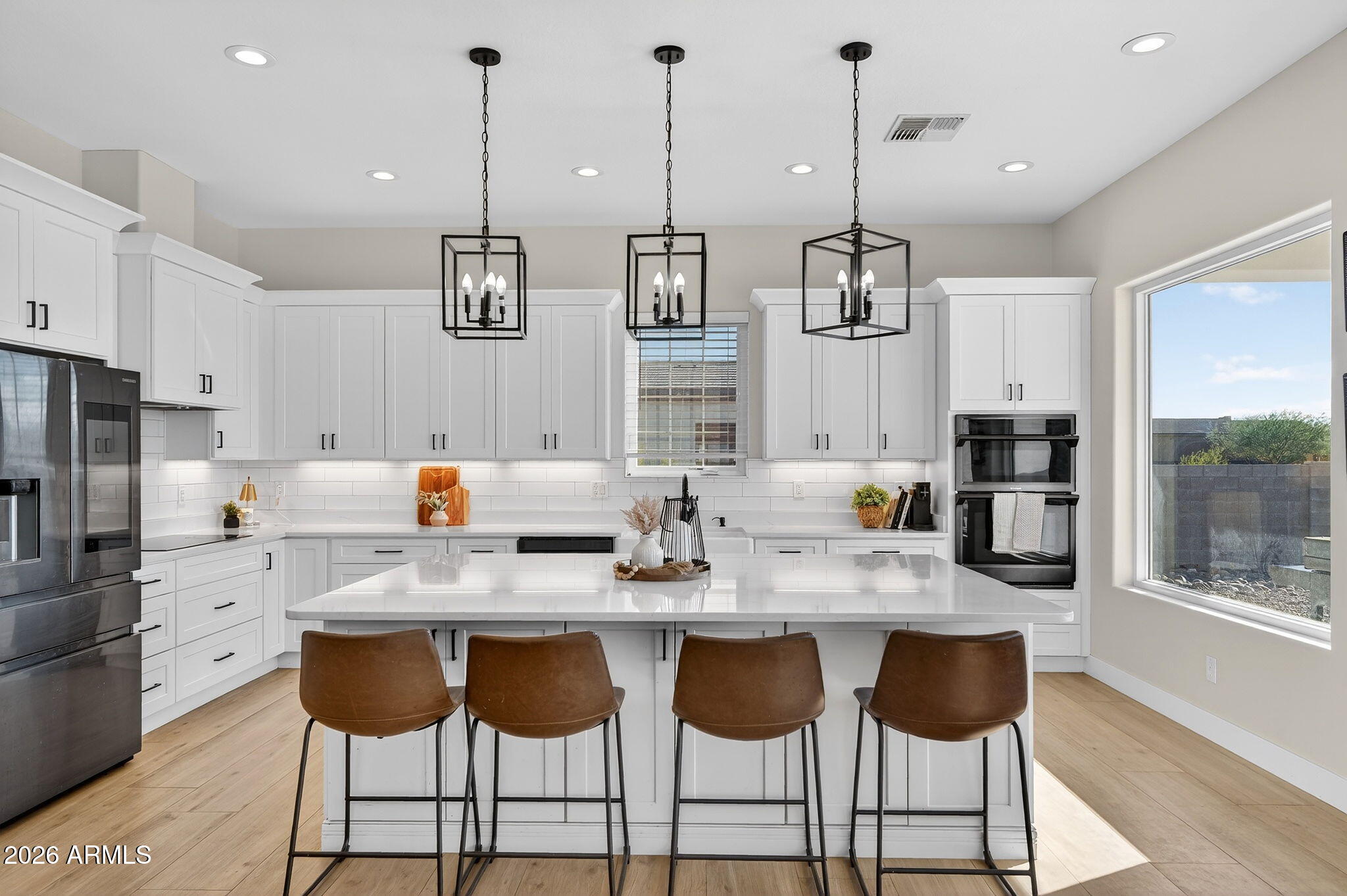 629 West Cloud Road Phoenix, AZ 85086 - Photo 10 of 47 12-web-or-mls-35-W Cloud Rd