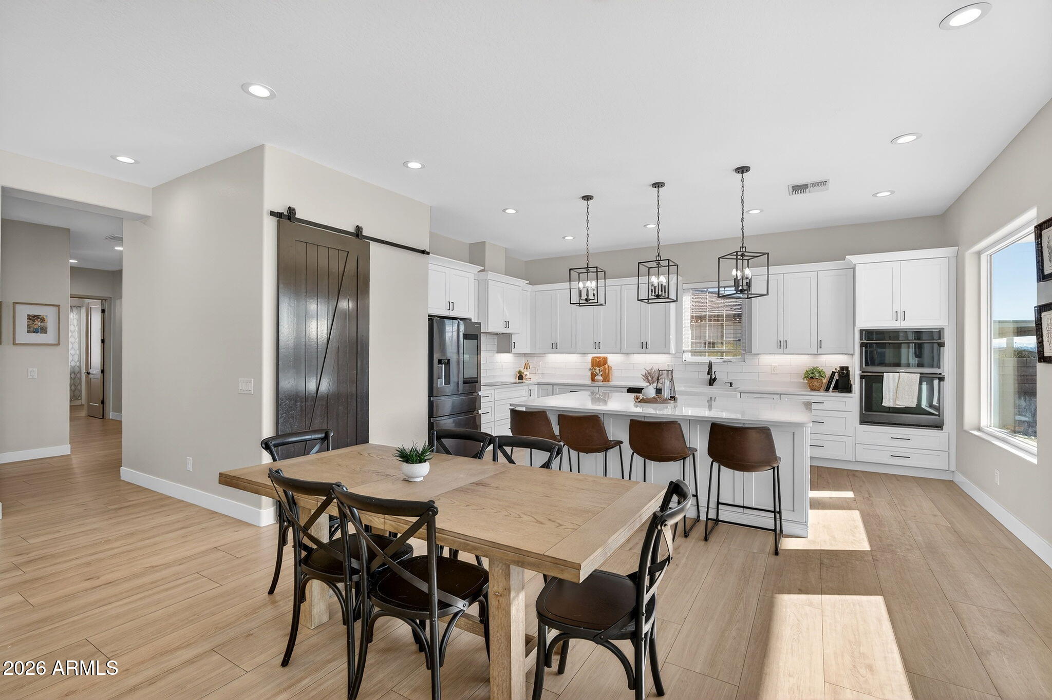 629 West Cloud Road Phoenix, AZ 85086 - Photo 13 of 47 18-web-or-mls-29-W Cloud Rd