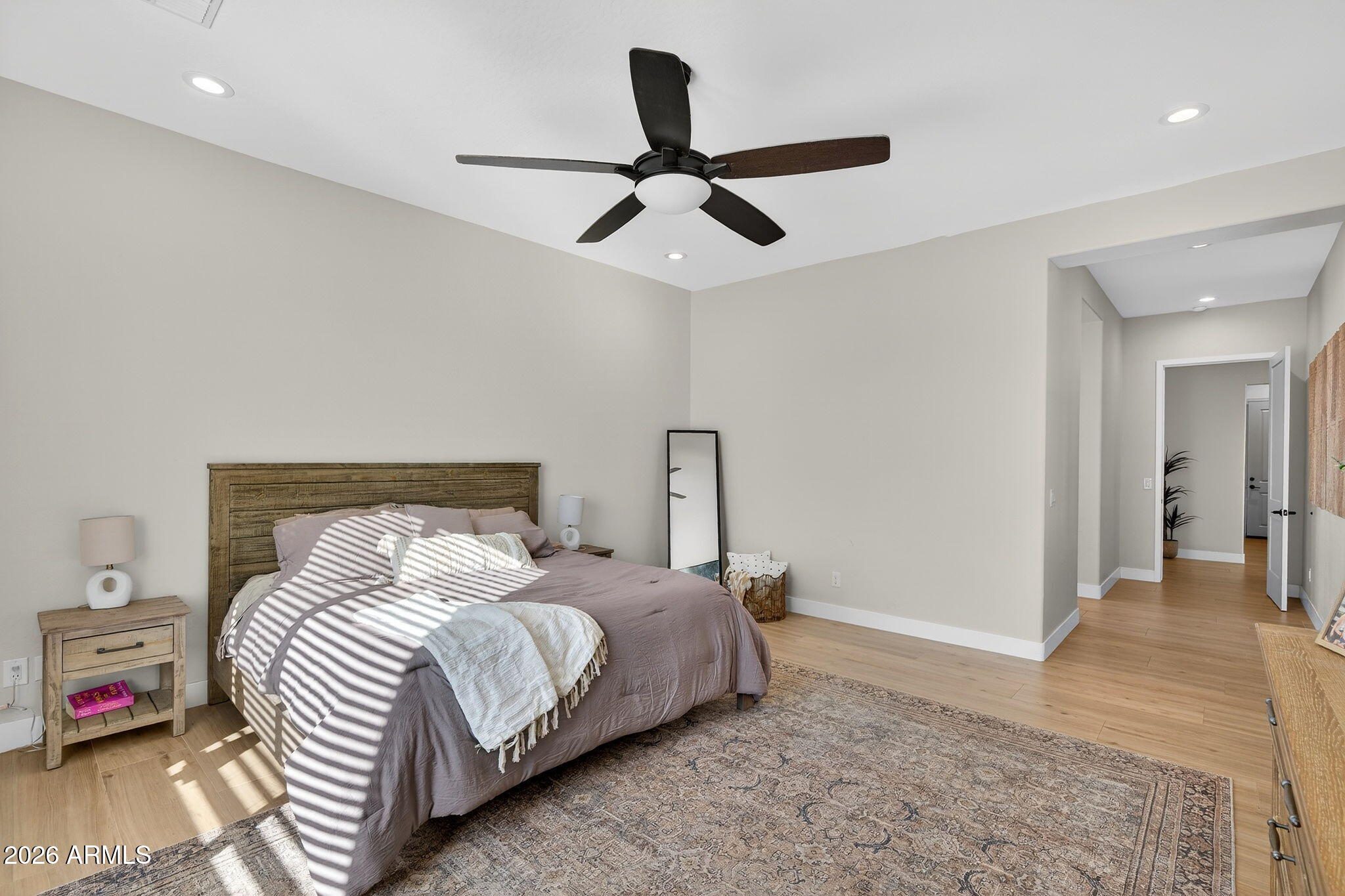 629 West Cloud Road Phoenix, AZ 85086 - Photo 17 of 47 22-web-or-mls-16-W Cloud Rd