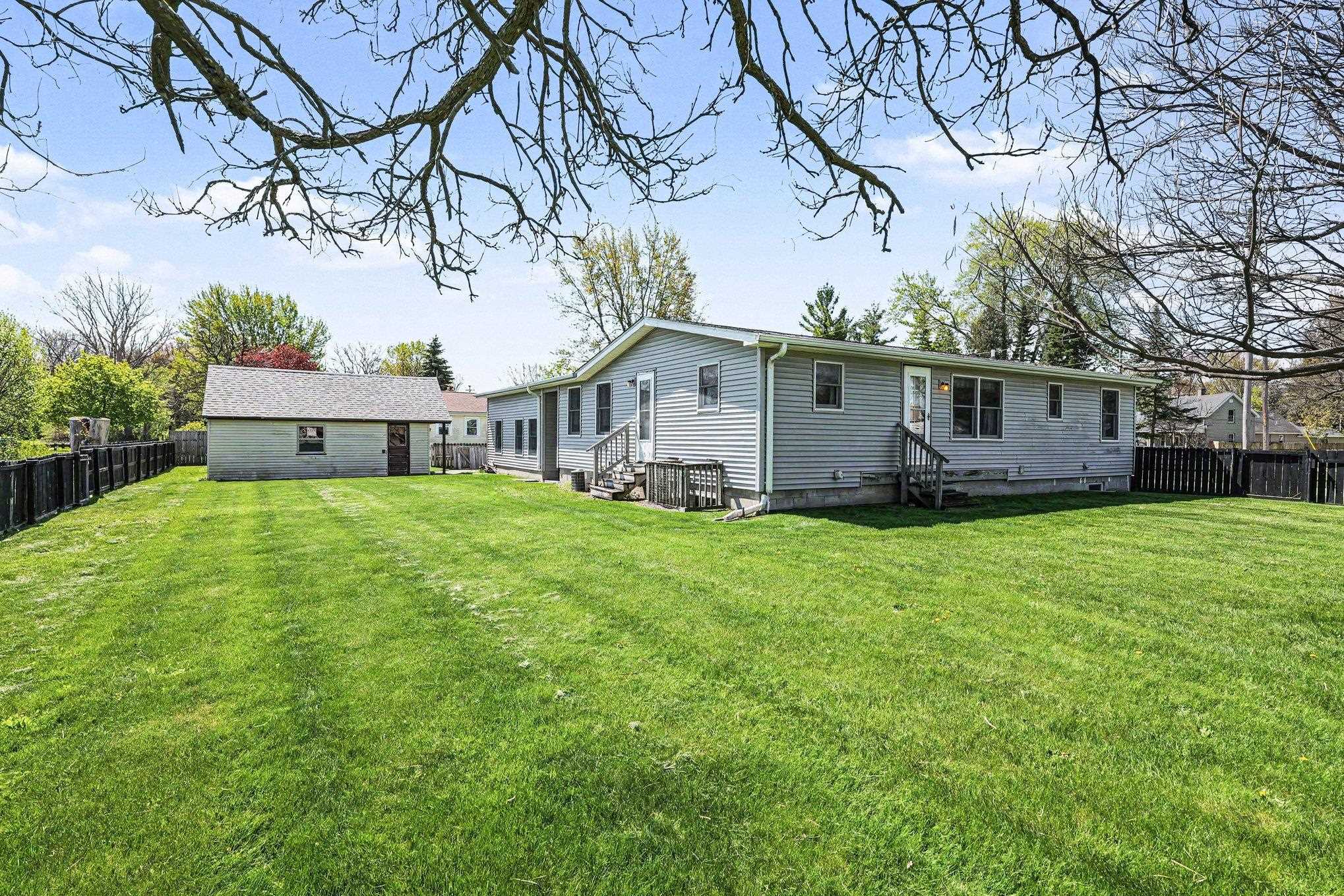 418 Cambridge Street Bay City, MI 48708 - Photo 17 of 26