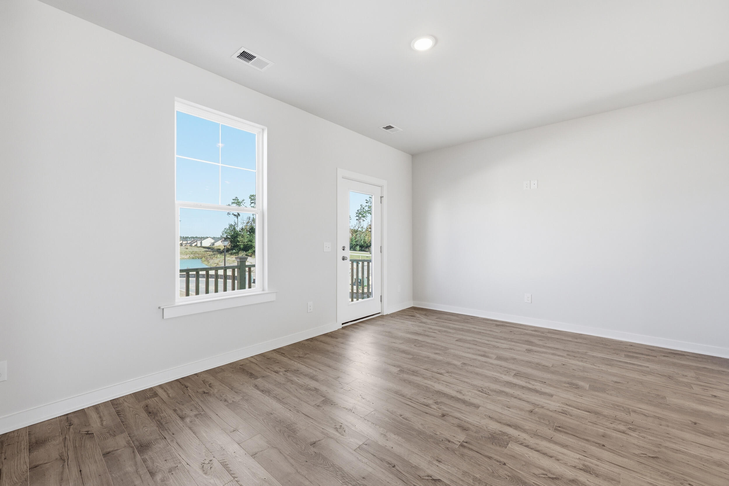 142 Buck Fever Lane Summerville, SC 29486 - Photo 33 of 54 Living Room 3