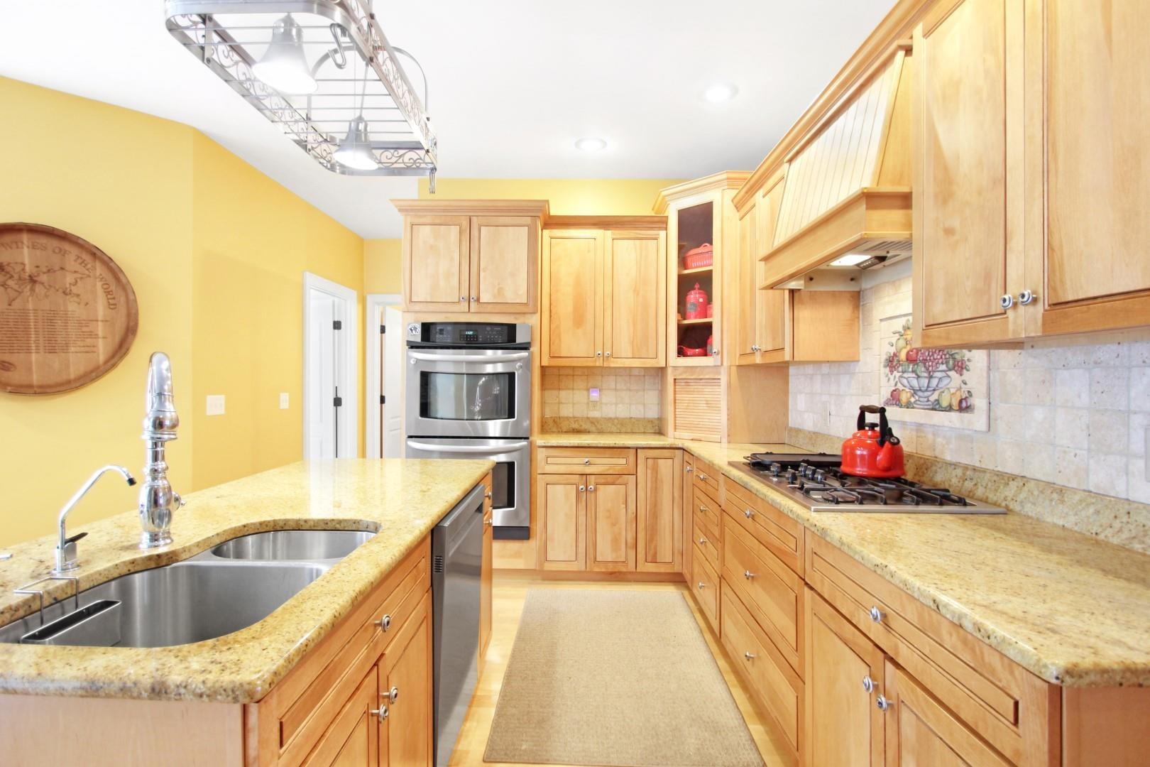 3 Edinburgh Road Windham, NH 03087 - Photo 13 of 40