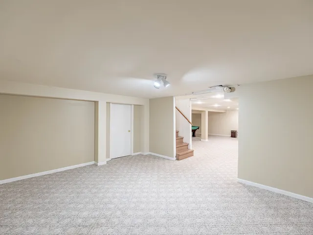 $384,900 | 4150 Midlane Drive, Wadsworth, IL 60083