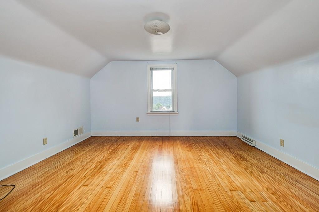 1072 Roup Avenue Brackenridge, PA 15014 - Photo 8 of 18 Master Bedroom