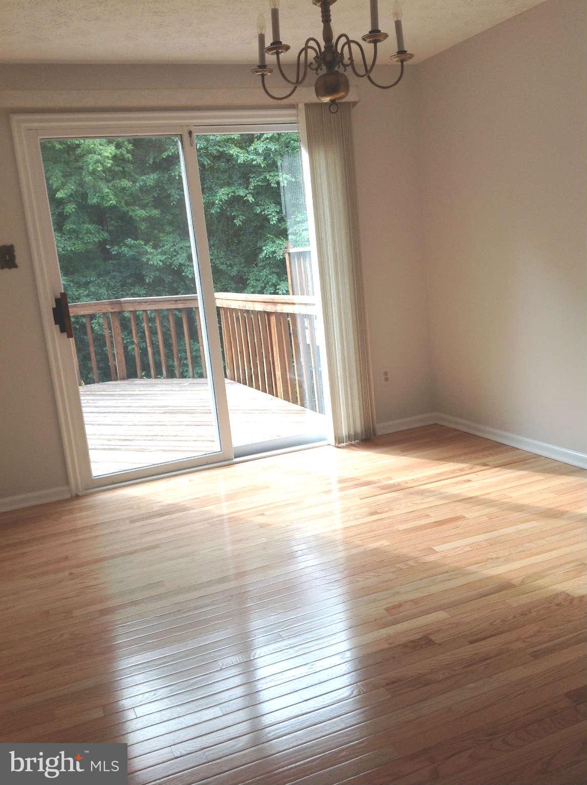 8080 Donegal Lane Springfield, VA 22153 - Photo 8 of 28 Dining Room