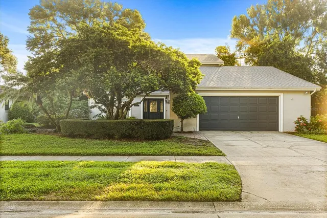 $695,000 | 13817 Cypress Village Circle, Tampa, FL 33618