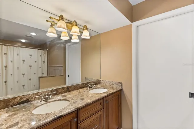 $695,000 | 13817 Cypress Village Circle, Tampa, FL 33618