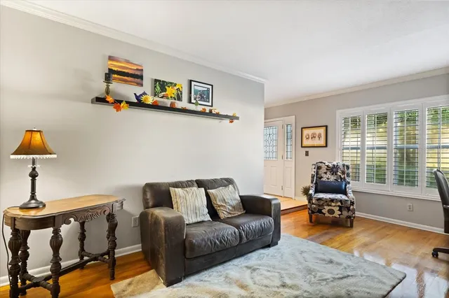 $695,000 | 13817 Cypress Village Circle, Tampa, FL 33618