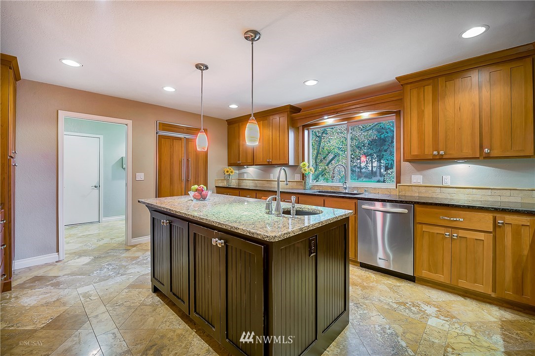375 West Hemmi Road Bellingham, WA 98226 - Photo 5 of 25