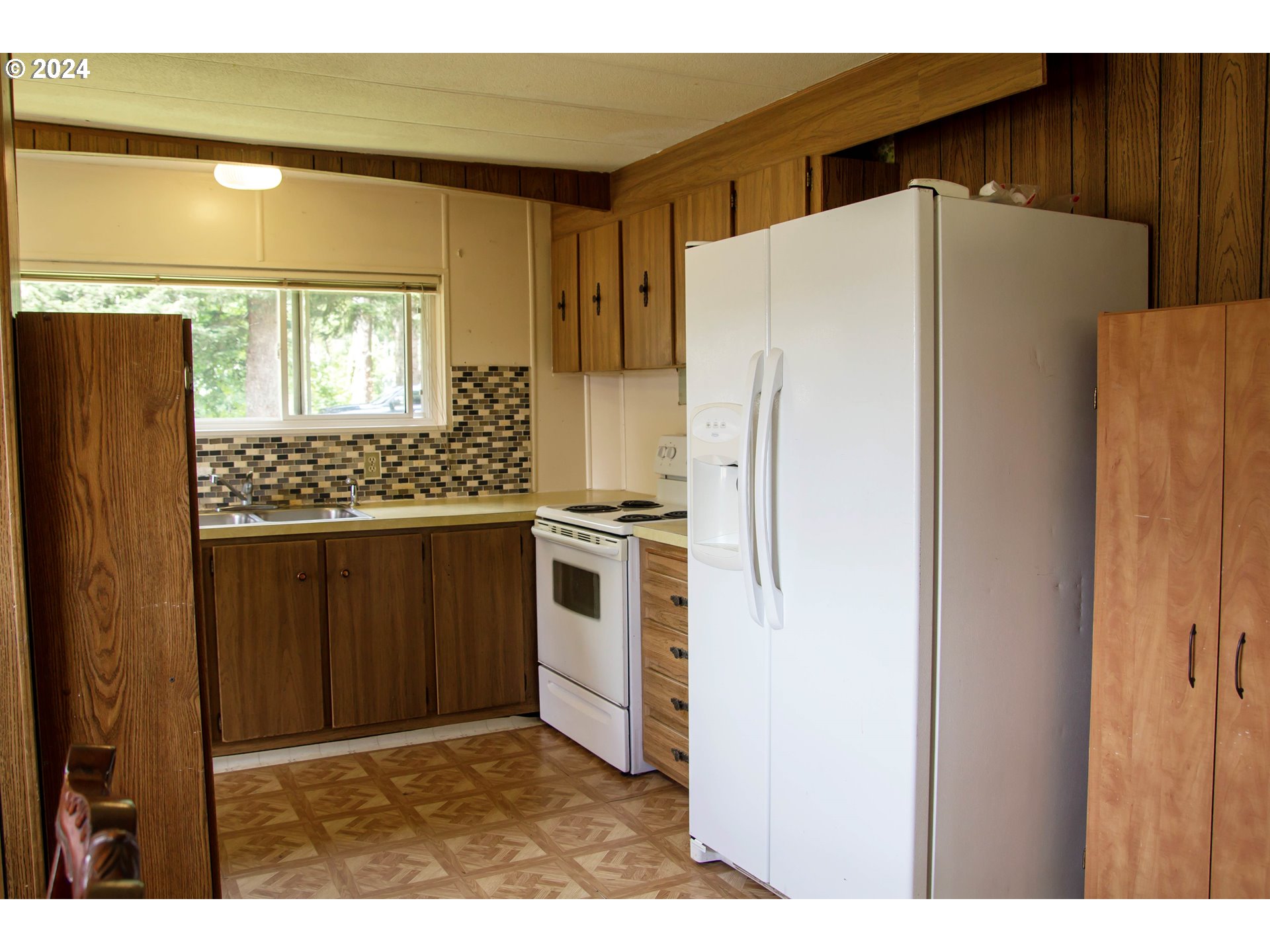 82234 Bay Road Seaside, OR 97138 - Photo 4 of 7 Gallery Image 4