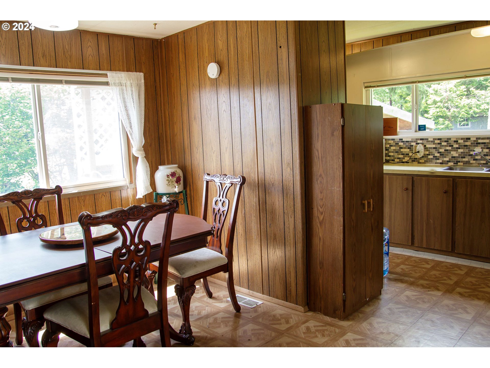 82234 Bay Road Seaside, OR 97138 - Photo 6 of 7 Gallery Image 6