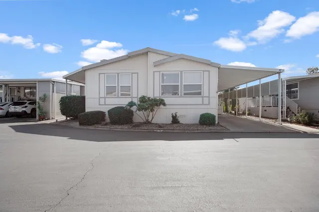 $118,000 | 1500 Held Drive, Unit 84, Modesto, CA 95355