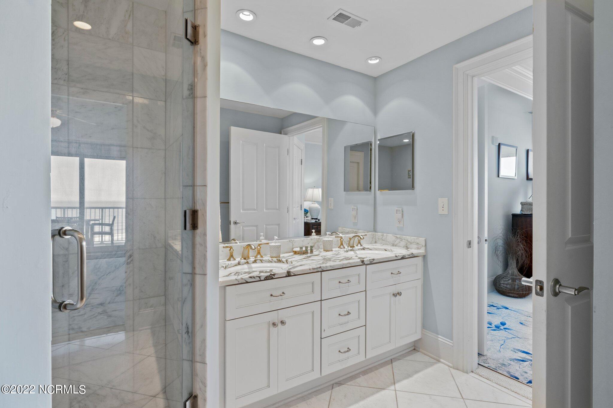 1435 Salter Path Road, Unit A6 Indian Beach, NC 28512 - Photo 25 of 92 27-web-or-mls-_S3A1878