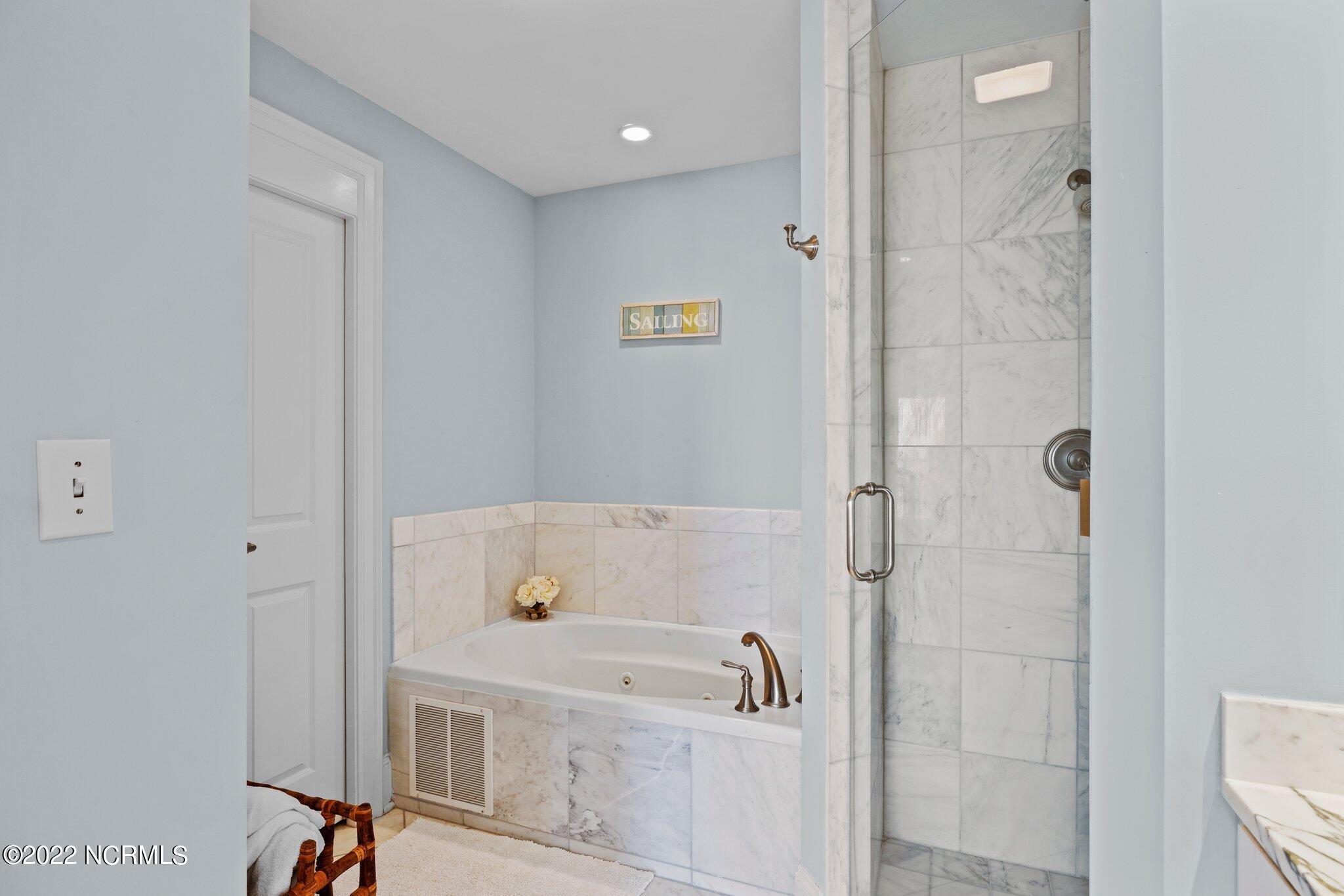 1435 Salter Path Road, Unit A6 Indian Beach, NC 28512 - Photo 26 of 92 26-web-or-mls-_S3A1875