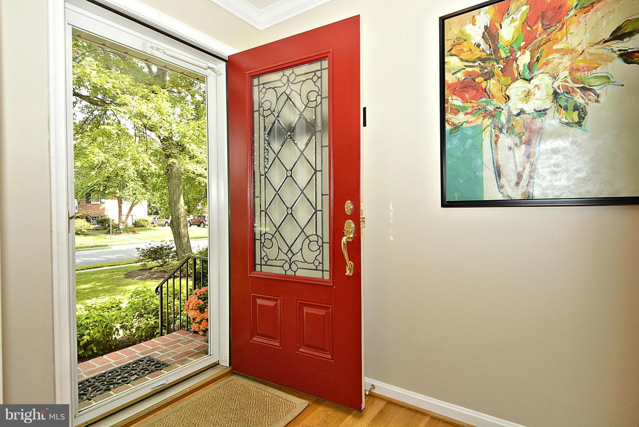 1112 Alden Road Alexandria, VA 22308 - Photo 2 of 28 Interior (General)