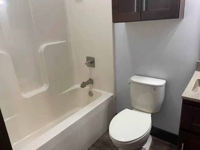 $239,000 | 910 West Cave Springs Avenue, El Dorado, KS 67042