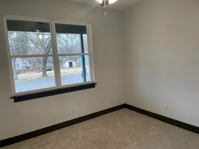 $239,000 | 910 West Cave Springs Avenue, El Dorado, KS 67042