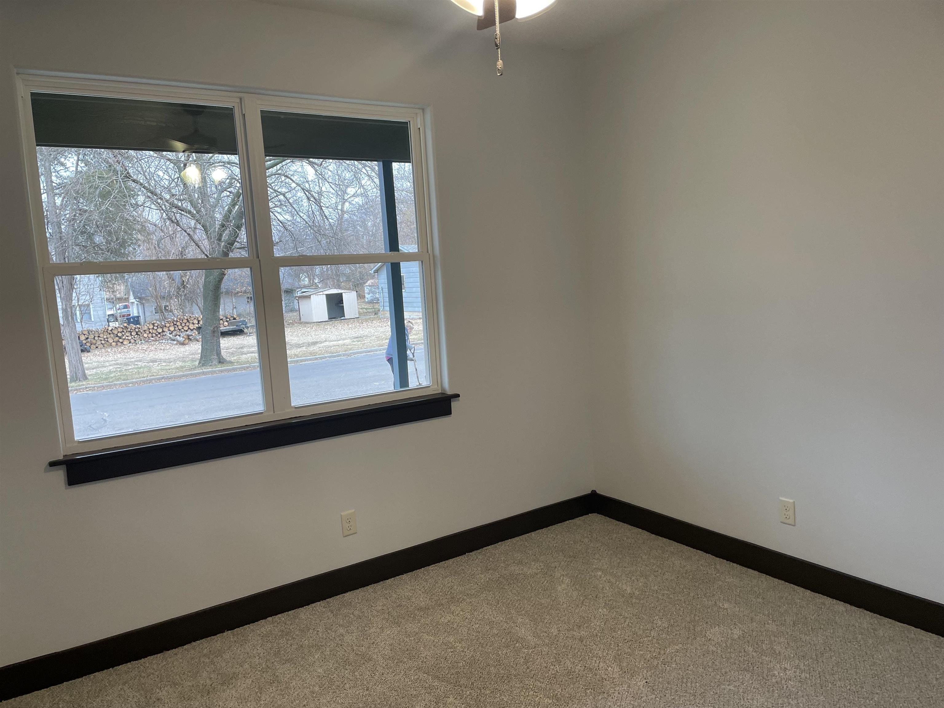 910 West Cave Springs Avenue El Dorado, KS 67042 - Photo 10 of 16