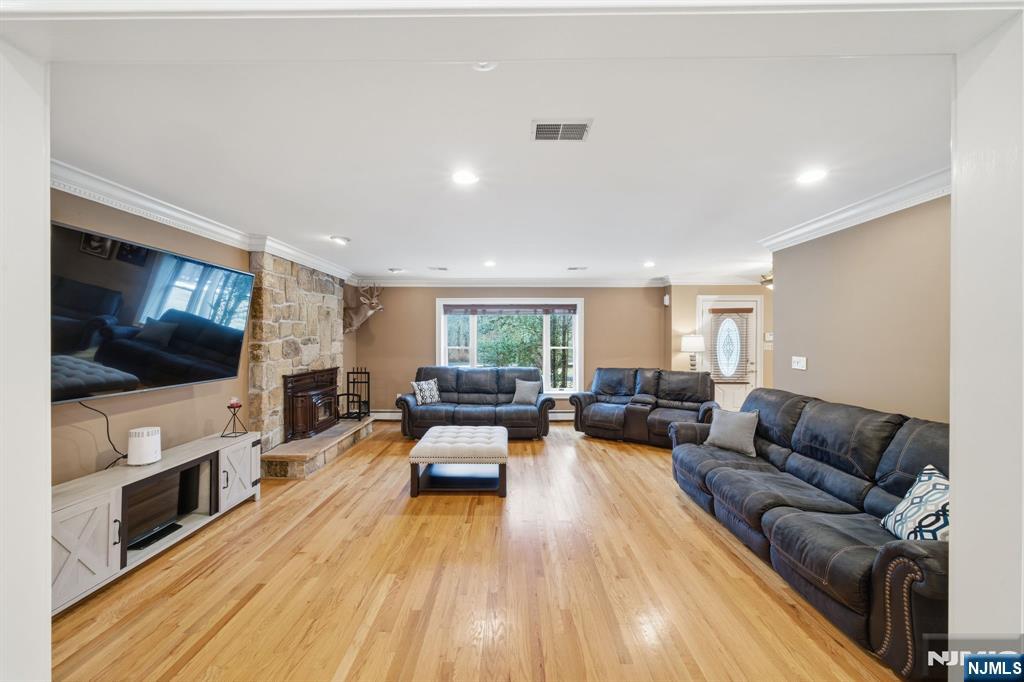 2 Old Orchard Road Morristown, NJ 07960 - Photo 19 of 44