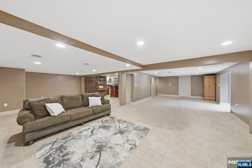 2 Old Orchard Road Morristown, NJ 07960 - Photo 35 of 44