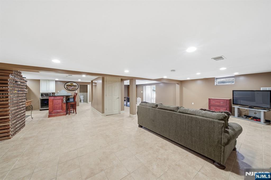 2 Old Orchard Road Morristown, NJ 07960 - Photo 36 of 44