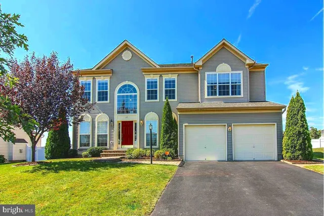 $620,000 | 211 Lynnehaven Drive, Winchester, VA 22602