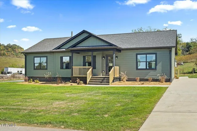 $399,900 | 105 Bishop Hollow Road, Elizabethton, TN 37643