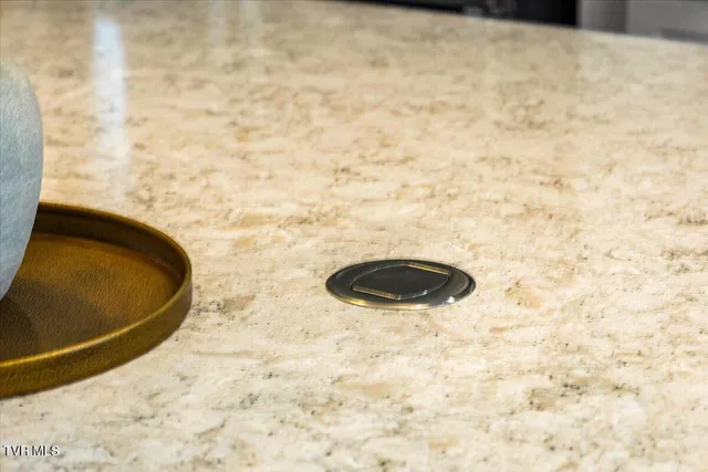 $399,900 | 105 Bishop Hollow Road, Elizabethton, TN 37643