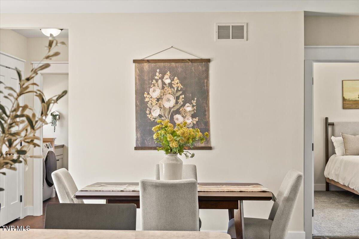 105 Bishop Hollow Road Elizabethton, TN 37643 - Photo 31 of 51 24-128A6485