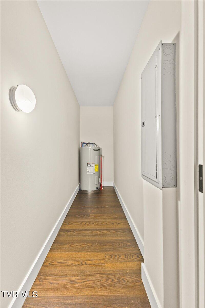 105 Bishop Hollow Road Elizabethton, TN 37643 - Photo 47 of 51 43-128A6595