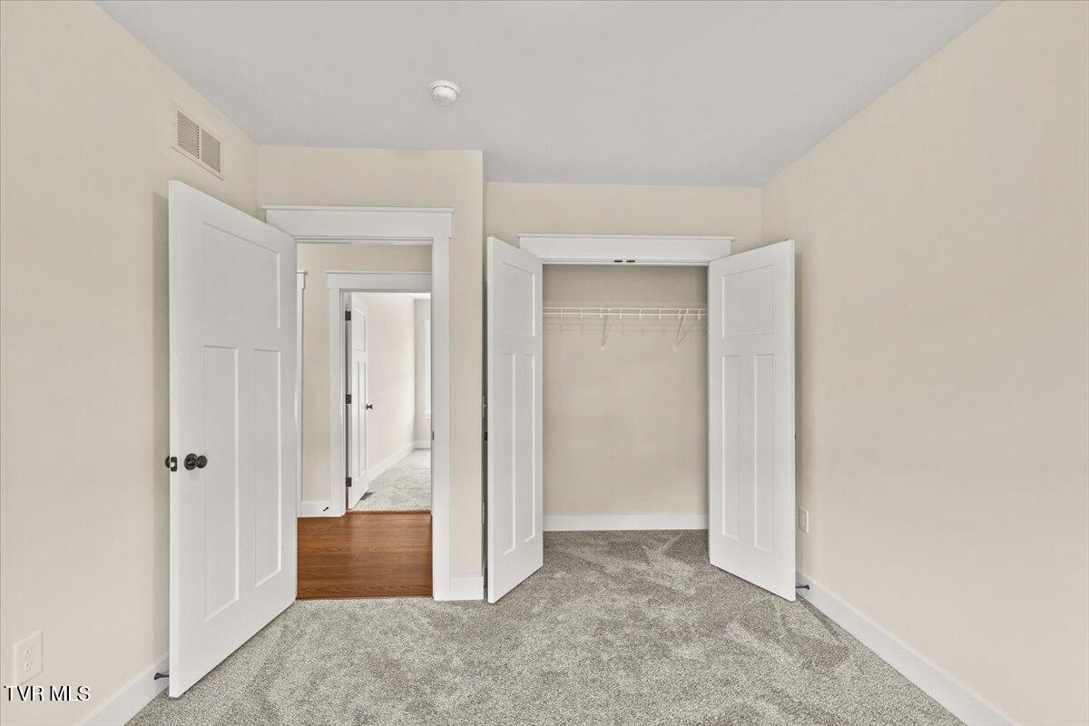 105 Bishop Hollow Road Elizabethton, TN 37643 - Photo 49 of 51 42-128A6592