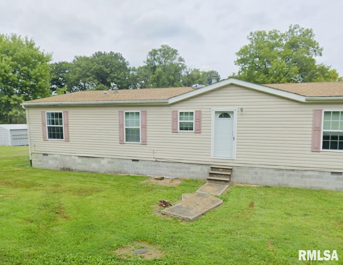 202 Brown Street Ina, IL 62846 - Photo 3 of 18