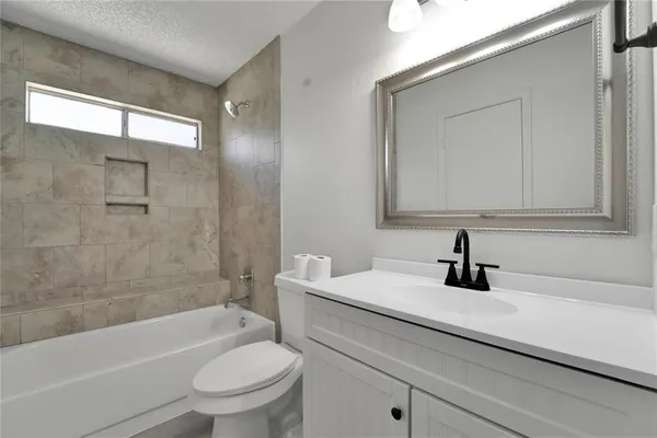 $2,300 | 1019 Sanders Drive, Duncanville, TX 75137